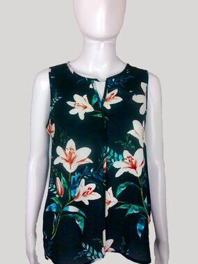 C & E Floral Navy Blue Multicolor Sleeveless Tank Blouse